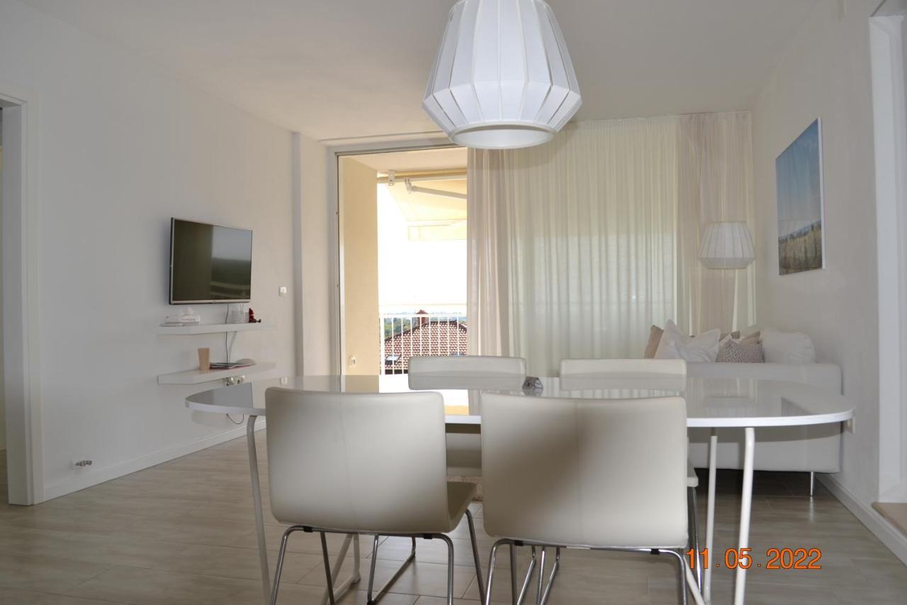 Ocean View Apartements Murine Umag Exterior photo
